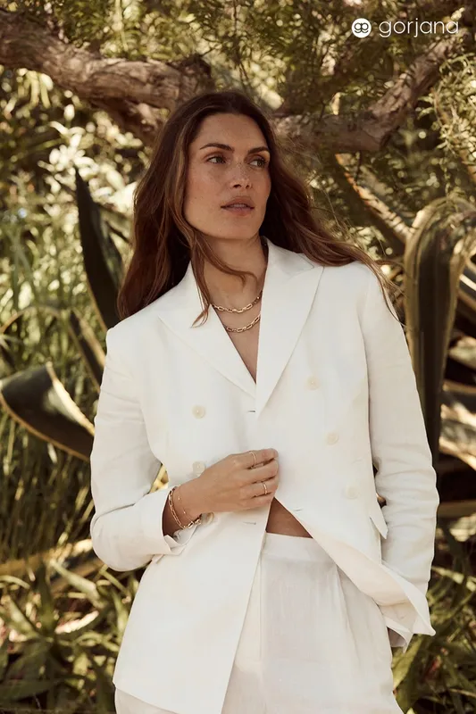 Advertising Image 11